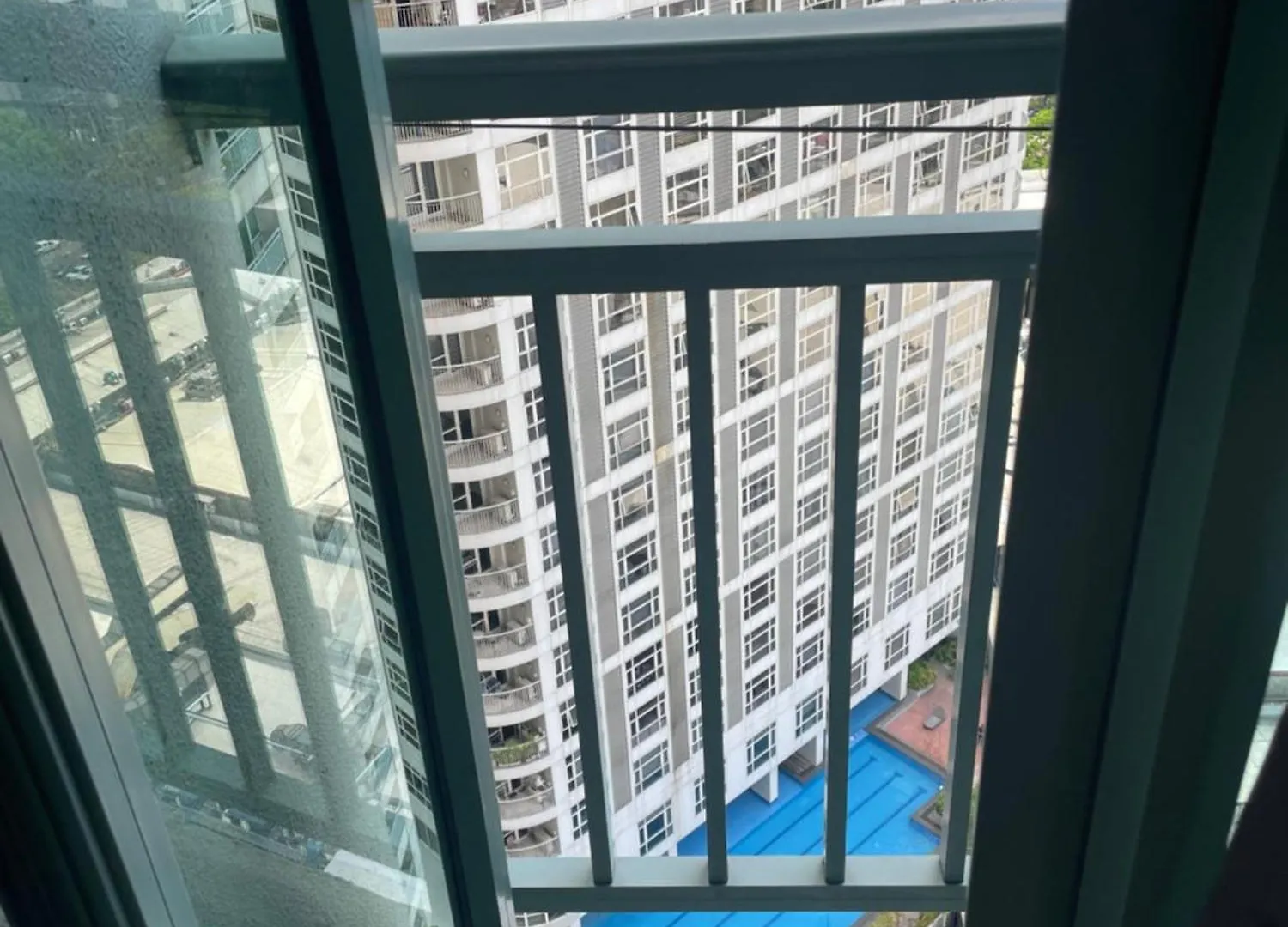 Soho Central Edsa Shaw Condo Pool Front With Smart Tv Manila 0*,