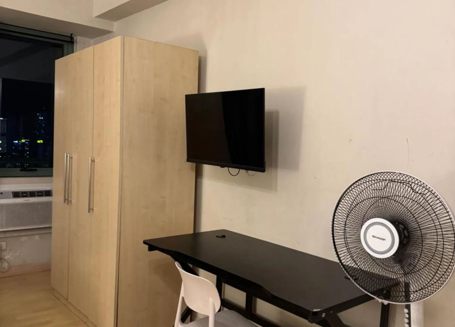 Apartment Soho Central Edsa Shaw Condo Pool Front With Smart Tv Manila Philippines